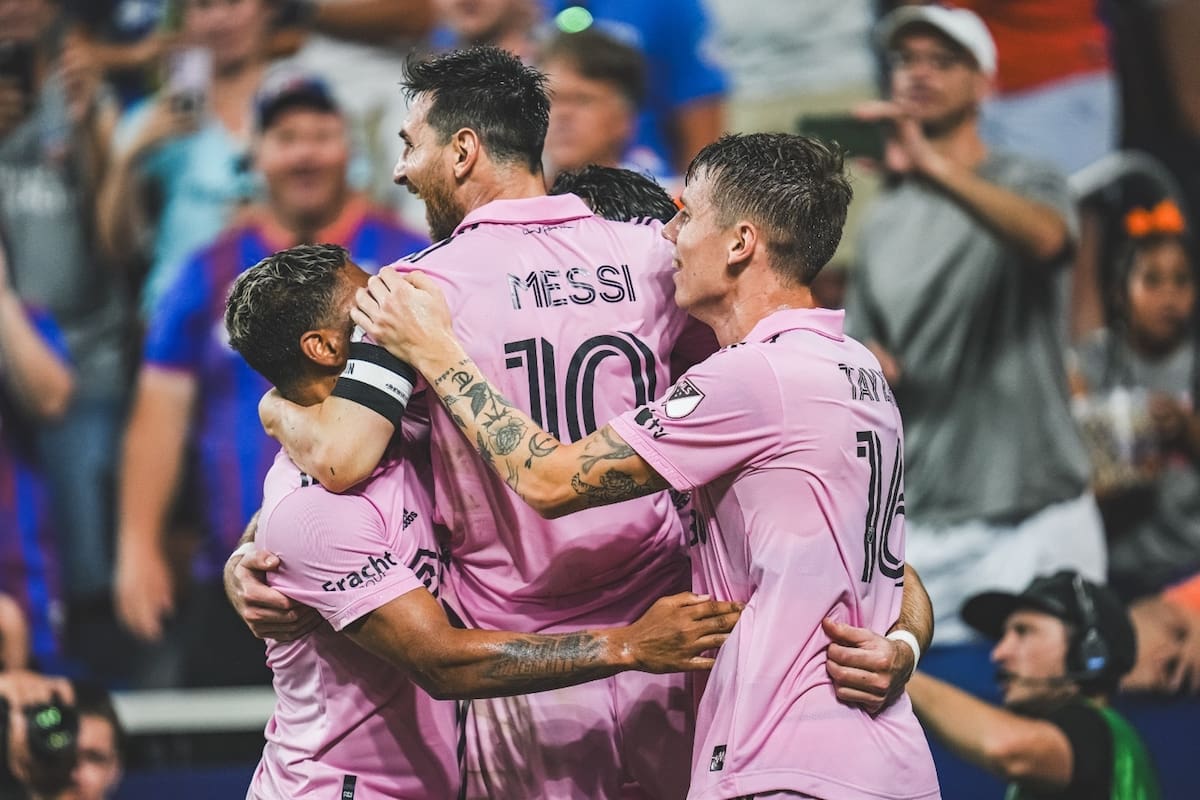 Pese a las dudas sobre la alineación de Messi en el partido del miércoles, la expectativa de los fans está al límite por vivir una final en casa