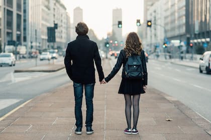 Pese a las intuiciones que a veces nos confunden, un reciente estudio de psicólogos norteamericanos sostiene que en los primeros meses del enamoramiento no hay indicios que permitan descubrir si ese nuevo amor será efímero o duradero