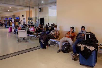 Pese a las restricciones, 150 turistas viajaron a Bariloche y están varados