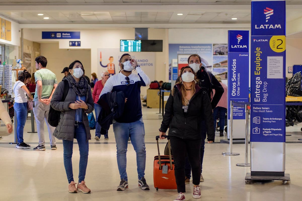 Pese a las restricciones, 150 turistas viajaron a Bariloche y están varados