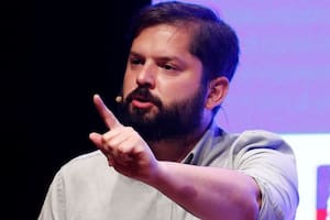 Pese a que José Antonio Kast no contraatacó al embajador argentino, su contrincante, Gabriel Boric, sí repudió públicamente los dichos de Rafael Bielsa