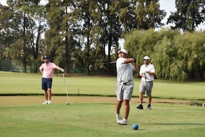 Pese a que la AAG hizo el pedido formal para volver a jugar al golf, todavía no hubo respuesta de las autoridades