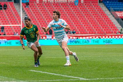 Pese a un buen arranque ante los Springboks, a pura posesión, los Pumas 7s se quedaron con las manos vacías y pelearán por el bronce