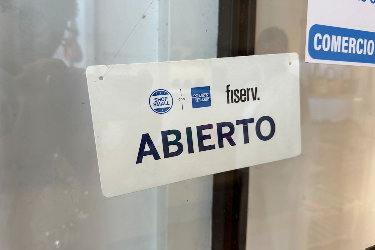 Pese al paro del 24 de enero, muchos comercios de la ciudad mantuvieron sus puertas abiertas.