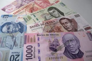 Peso mexicano avanza a mejor nivel desde febrero en espera de cifras de inflación en EE.UU.