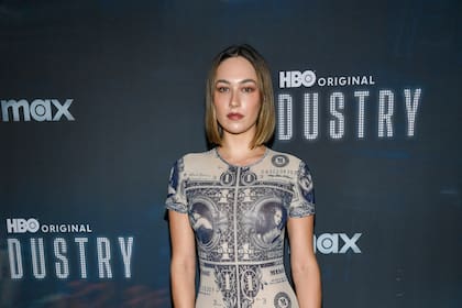 Pete Davidson y Elsie Hewitt dan la bienvenida a su "angelita"