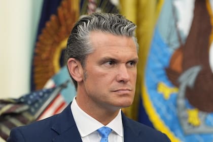 Pete Hegseth, secretario de Defensa de Estados Unidos, recibió advertencias de altos mandos militares sobre el impacto de prolongar las operaciones contra Irán