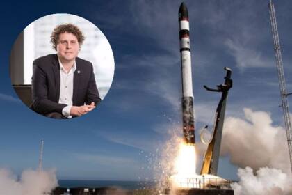 Peter Beck desarrolla cohetes, pero prefiere quedarse en Tierra
