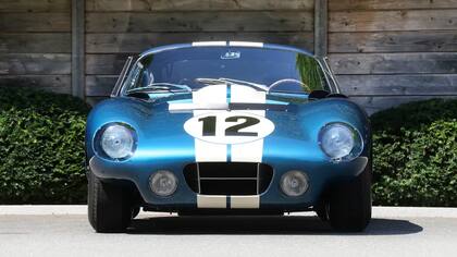Peter Brock modificó el modelo con una carrocería cerrada de techo bajo y cola truncada (foto: Gooding Christie´s)