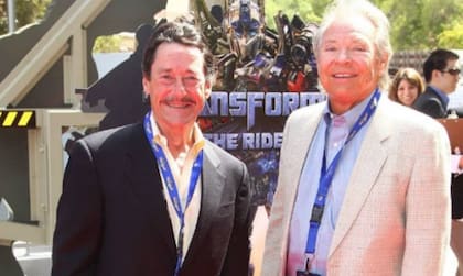 Peter Cullen (izquierda), durante el estreno de una película de la saga Transformers, en 2013