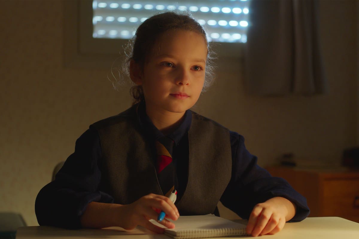 Petite Maman es una bella metáfora del vertiginoso periplo desde la infancia a la adolescencia