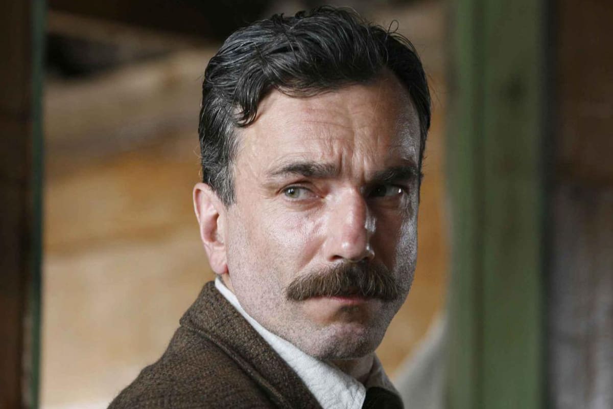 Historia de los estudios Paramount.
Petróleo sangriento (There Will Be Blood, 2007), de Paul Thomas Anderson