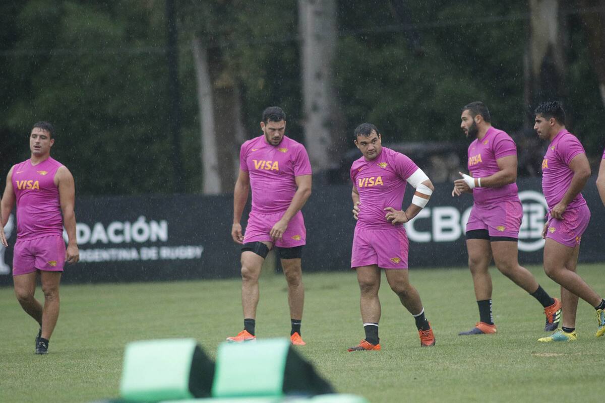 Petti y Creevy en el centro de la escena; Jaguares se entrenó hoy bajo la lluvia