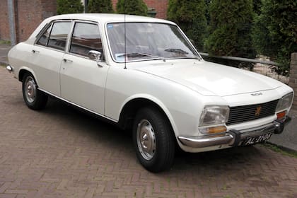 Peugeot 504, el gran éxito de la marca del león durante dos décadas en el país