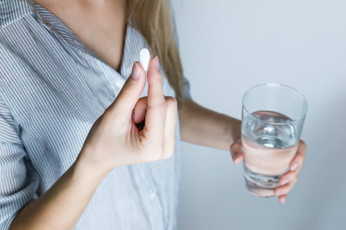 Pfizer está probando una píldora antiviral contra el coronavirus, que podría estar disponible a fines de 2021.