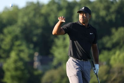 Woods lidió con problemas en su espalda; se verá cómo reacciona golfísticamente, pero también en el aspecto físico