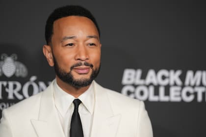 Pharrell pide empatía a líderes de EEUU tras ser homenajeado en evento de Black Music Collective