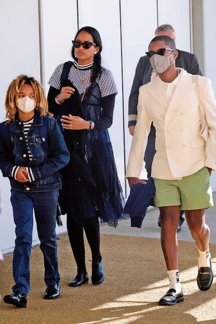 Pharrell Williams asistió en compañía de su mujer, Helen, y de su hijo, Rocket.
