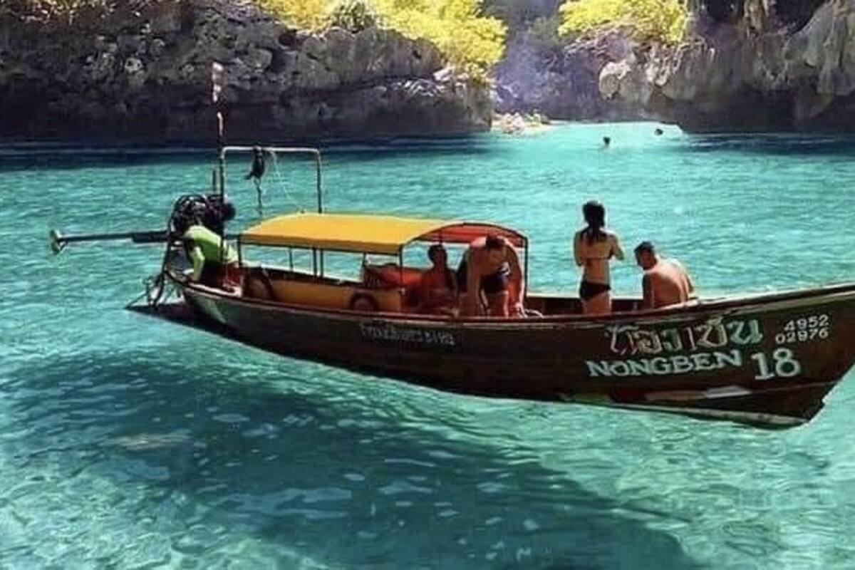 Phi Phi, la paradisíaca isla de Tailandia, cuna del buceo internacional