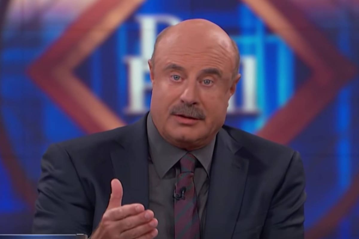 Phil McGraw, conocido profesionalmente como "Dr. Phil", es una conocida personalidad de la televisión estadounidense, escritor y psicólogo