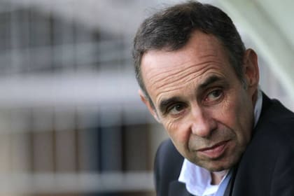 Philippe Boutron tiene 61 años, es piloto de la escudería Sodicars y presidente del club francés US Orleans.