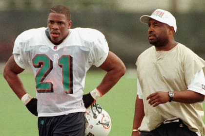 Phillips, durante su fugaz paso por Miami Dolphins
