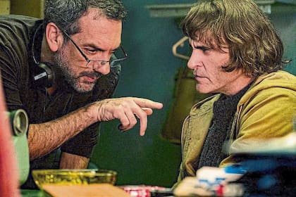 Phillips y Phoenix en el rodaje de Guasón