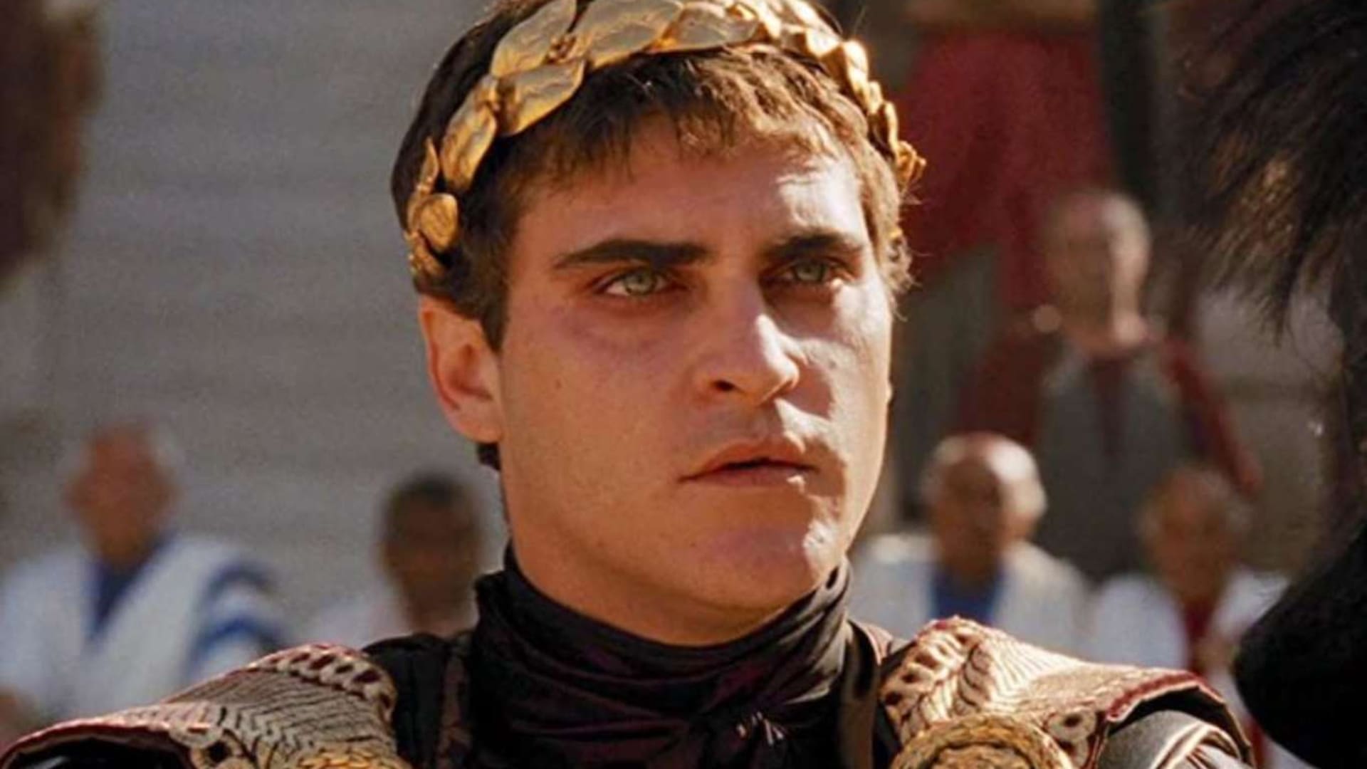 Phoenix fue Cómodo, una malvada autoridad romana en los tiempos del imperio, en el filme Gladiador, del año 2000