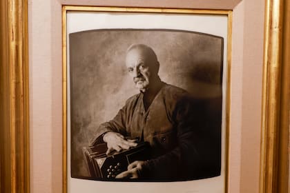 Piazzolla tuvo un ACV en agosto de 1990 y falleció casi dos años después