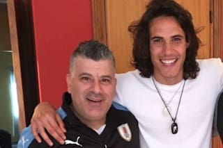 Pichu se emocionó al recordar el regalo que le hizo Edinson Cavani