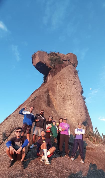 Pico do Papagaio, uno de los mejores trekkings de la isla. La vista del archipiélago de Ilha Grande desde allí es majestuosa.