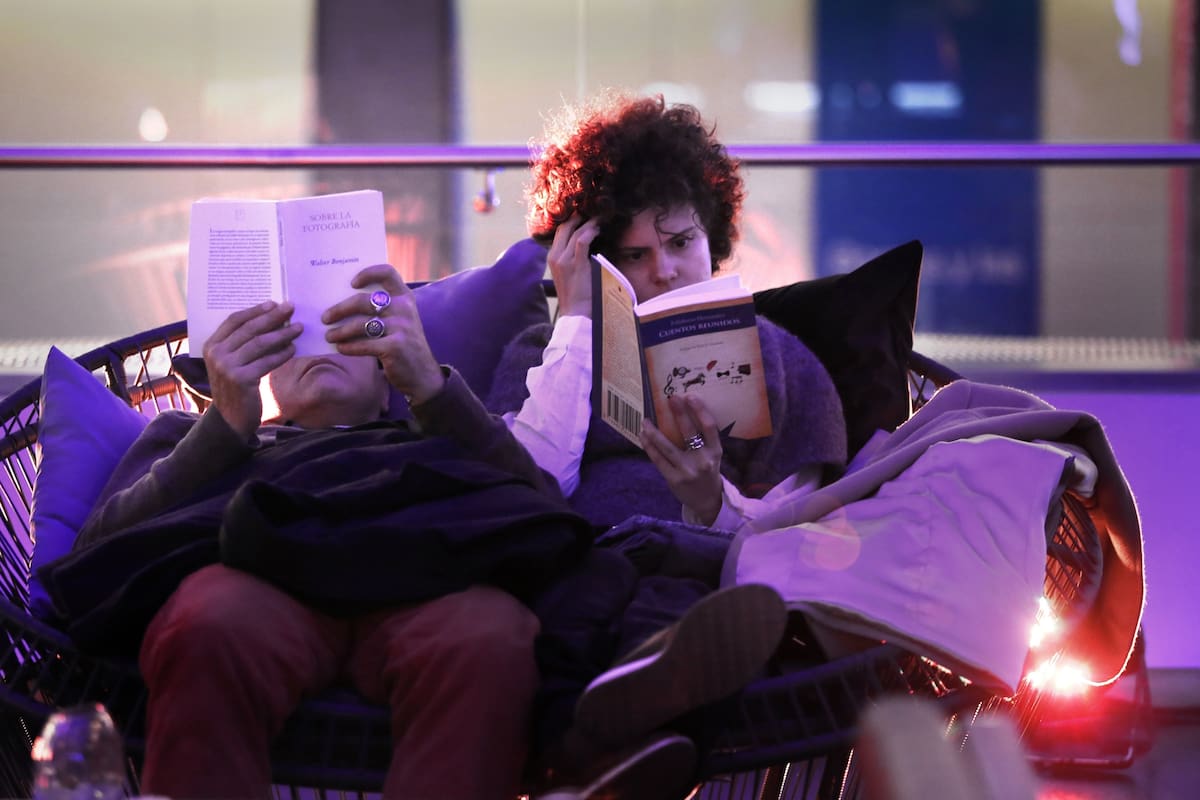 Pienso, luego existo. Más inscriptos universitarios, programas de TV, best sellers y eventos de gran convocatoria. El desafío de pensar la realidad cobra brío y baja de la academia al público masivo, que busca en los clásicos y en nuevos filósofos una brújula para orientarse en un mundo que multipli