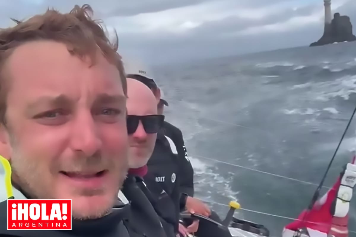 Pierre Casiraghi, feliz de haber cumplido con su equipo una de las etapas más riesgosas de la regata Admiral'sCup:
la vuelta a Fastnet Rock, el punto más meridional de Irlanda.