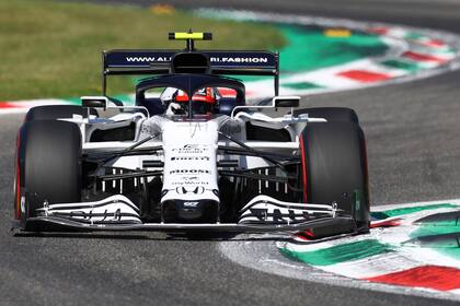 Pierre Gasly debutó con Toro Rosso, en el Gran Premio de Malasia 2017; con la escudería de Faenza, renombrada Alpha Tauri en 2020, acumula 55 presentaciones y dos podios