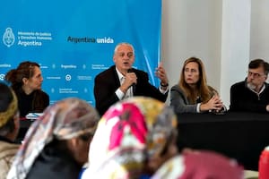 Pietragalla durante la tercera edición de la Mesa de Diálogo por el conflicto territorial en Villa Mascardi