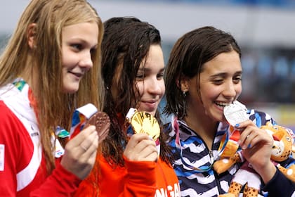 Pignatiello, en el podio de los 400m, con su segunda medalla plateada