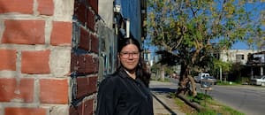 Tiene 22, necesita trabajar y lleva tres años esperando una primera oportunidad
