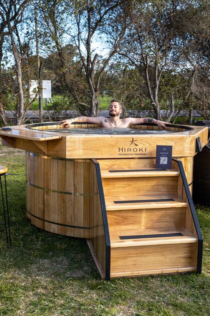 Pileta tipo jacuzzi de Hiroki.