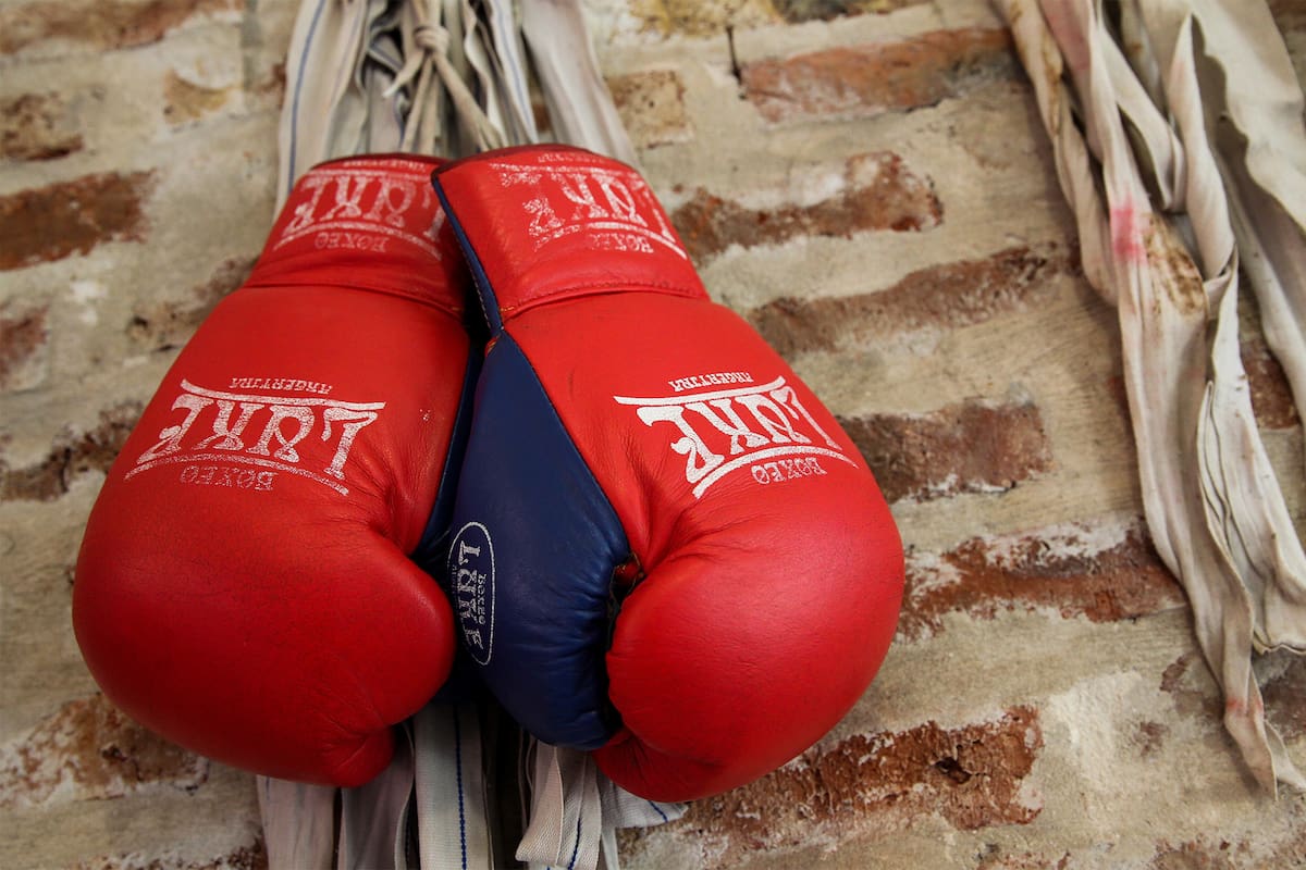 Pinino Areco, boxeador que se dedica a la venta ambulante en Marcos Paz, provincia de Buenos Aires