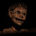 La versión más oscura del clásico infantil encuentra el equilibrio entre el horror y el humor