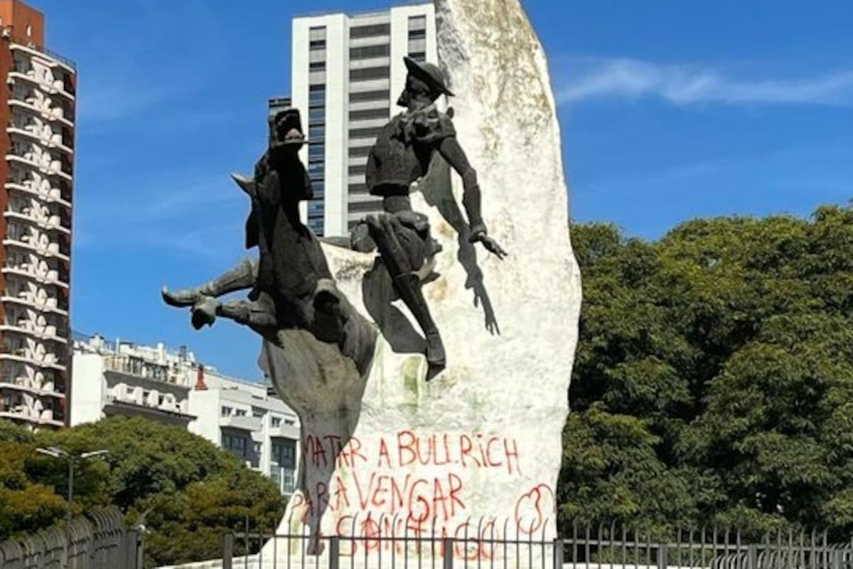 Pintada en el Monumento Don Quijote.