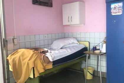 Pintura, colchones y una rampa para sillas de ruedas son algunas de las tantas cosas que necesita el Hospital Santa Rosa