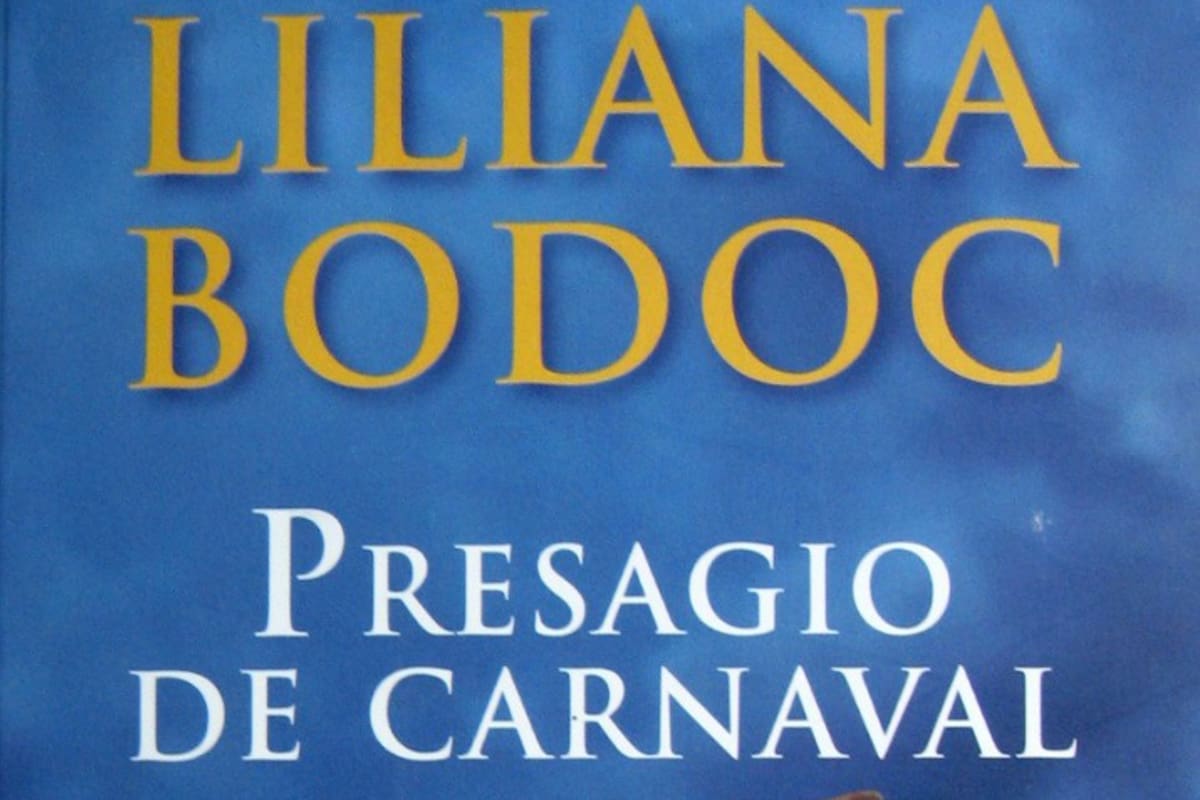 Pionera en el desarrollo del género, renovó los temas, se convirtió en referente y dio a conocer a escritores como Liliana Bodoc; como festejo, empieza hoy un ciclo de encuentros con sus autores