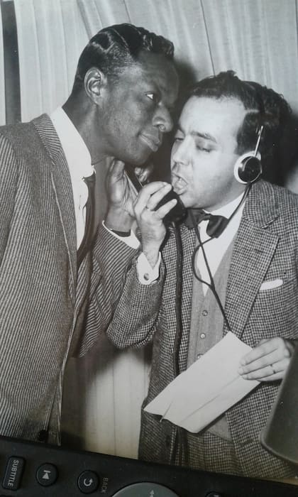 Pipo Mancera junto a Nat King Cole, leyenda del jazz