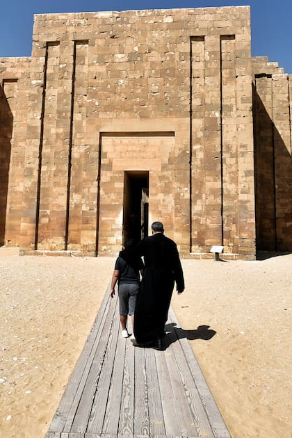 En fotos: así es por dentro la pirámide más antigua de Egipto