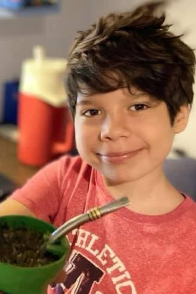 “Pisábamos pastillas para poner en una jeringa, medíamos jarabes, probamos un mes de inyecciones diarias, pero nada funcionaba. La epilepsia volvía con más fuerza”.