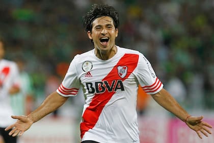 Piscu el autor de los goles importantes para River