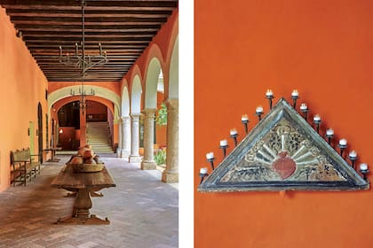 De gruesos muros, pisos de ladrillón y arcos de medio punto sobre columnas de piedra coralina, el cuadrilátero está punteado por la entrada a la iglesia original, el coro y el reclinatorio exterior del confesionario con reja. Presencias.
