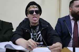 Del saludo al fiscal a no recordar su DNI, quedarse dormido y un frustrado pedido para anular la audiencia