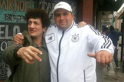 Pity Álvarez, hoy procesado por la Justicia, y la víctima